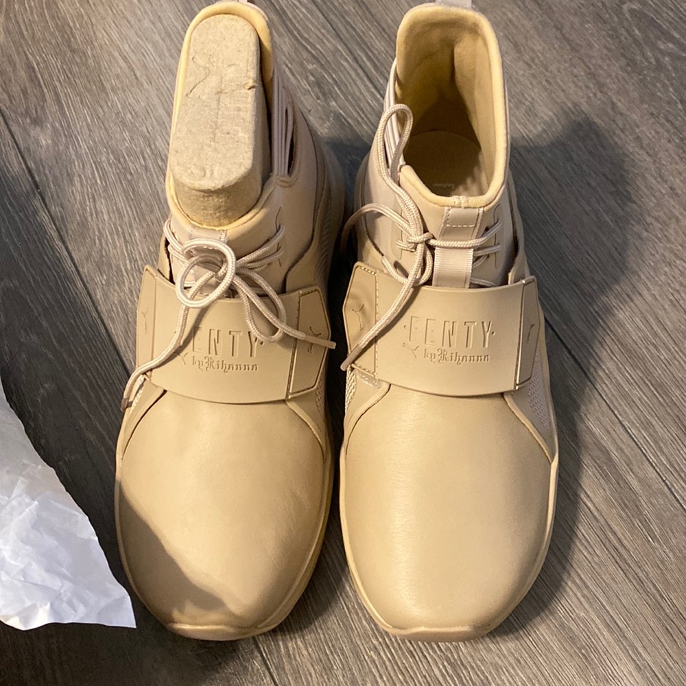 Fenty X Puma sneakers 38.5